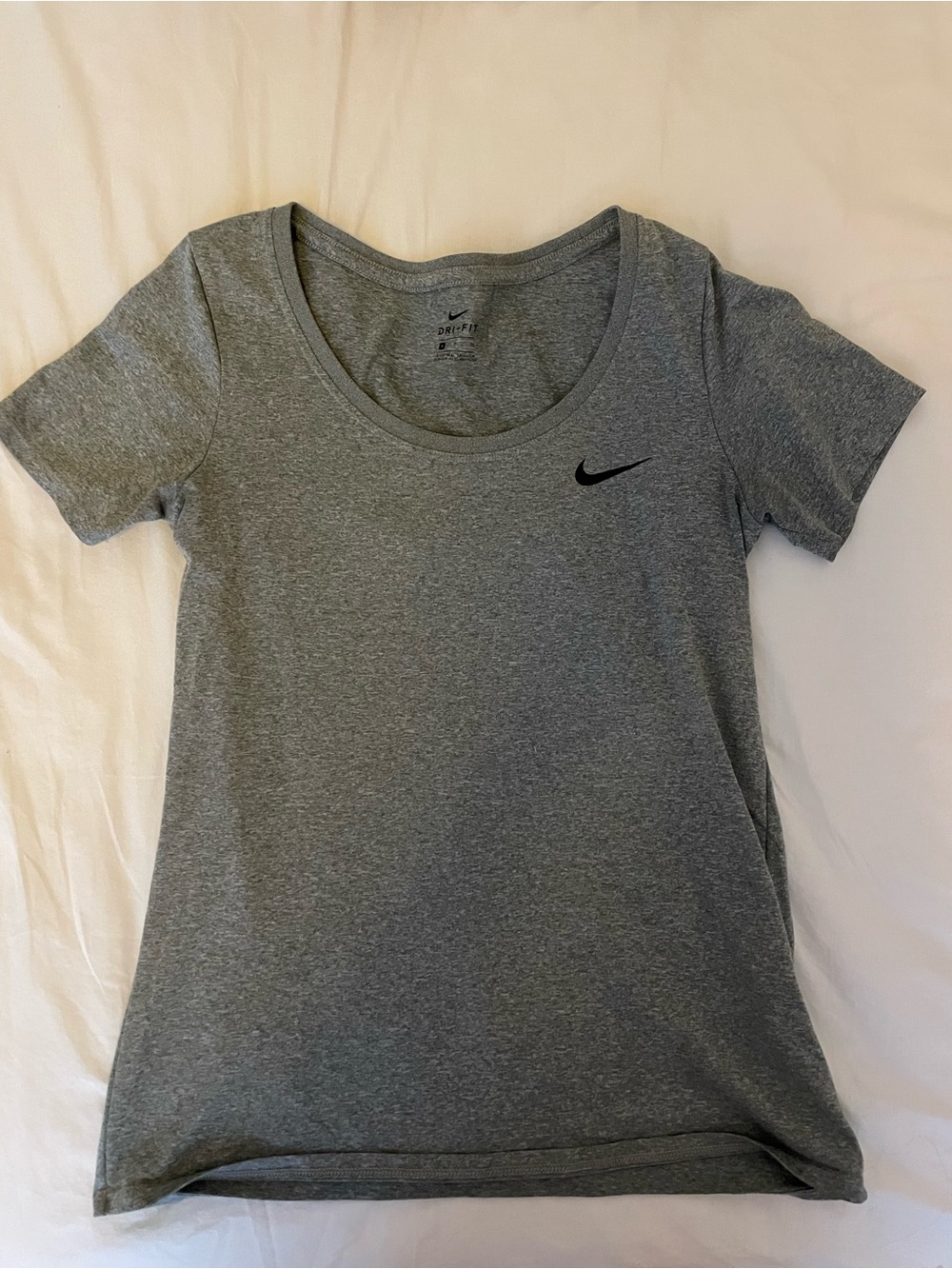 Nike Gray Scoop Neck Short Sleeve Tee